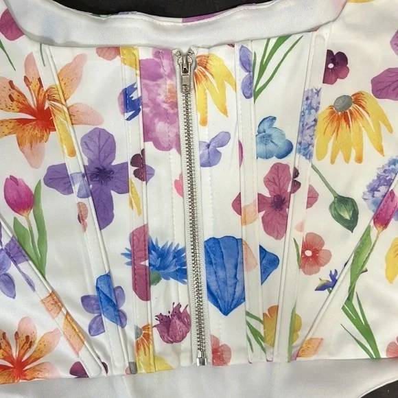 NWT Kutumai floral bustier zip up - Picture 5 of 8